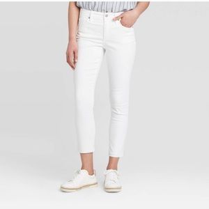 Universal thread white high rise skinny crop jeans